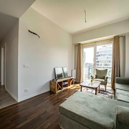 Apartment A Modern New Furnished Residence